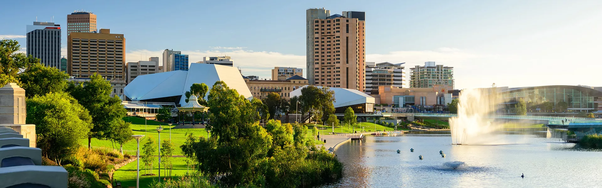Landscape of Adelaide with the river and fountain
