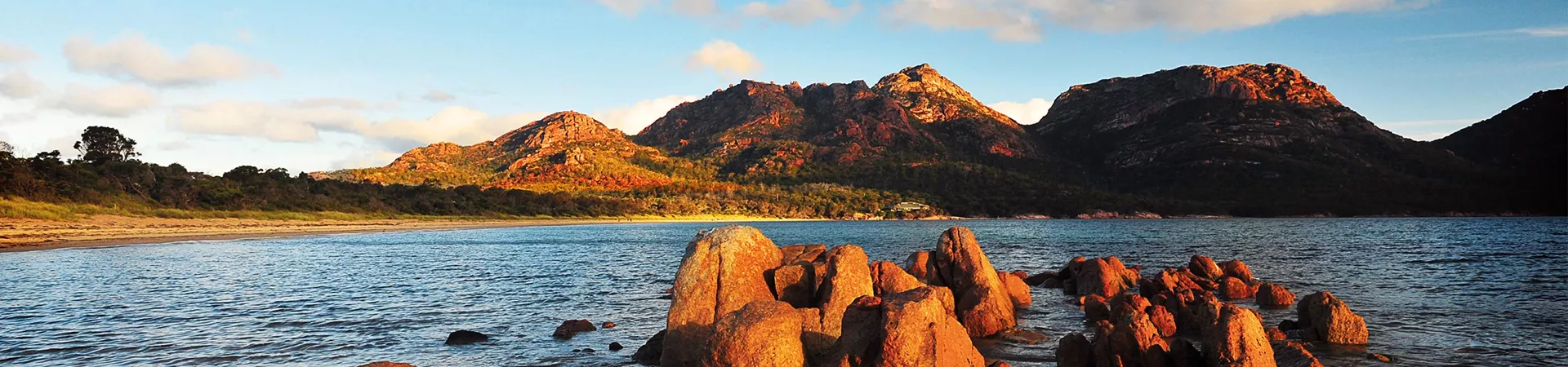 A bay in Freycinet National Park