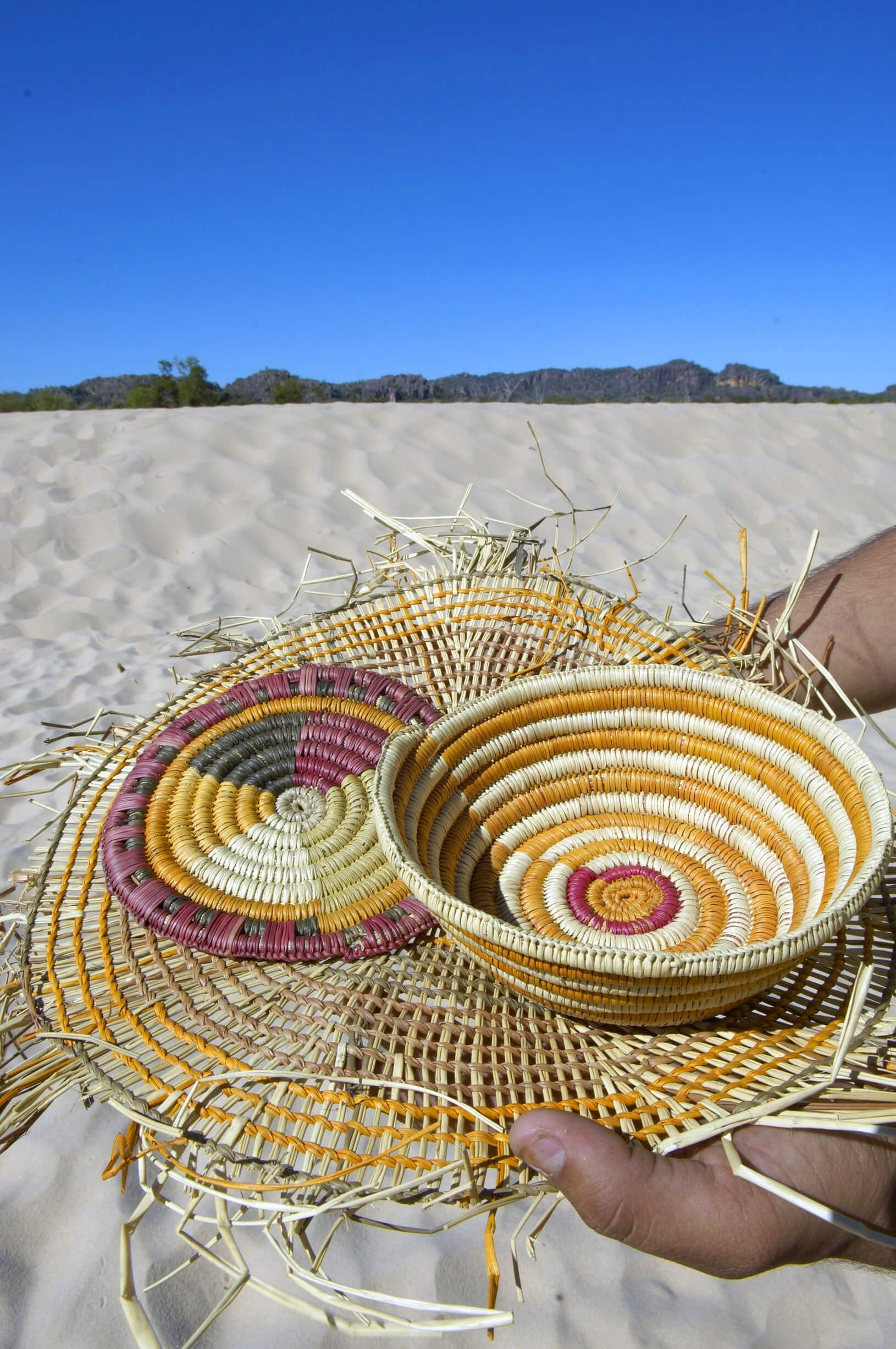 19940 Basket Weaving Guluyambi On East Alligator Arnhem Land TNT
