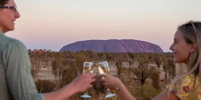 Uluru Sunet with sparkling wine