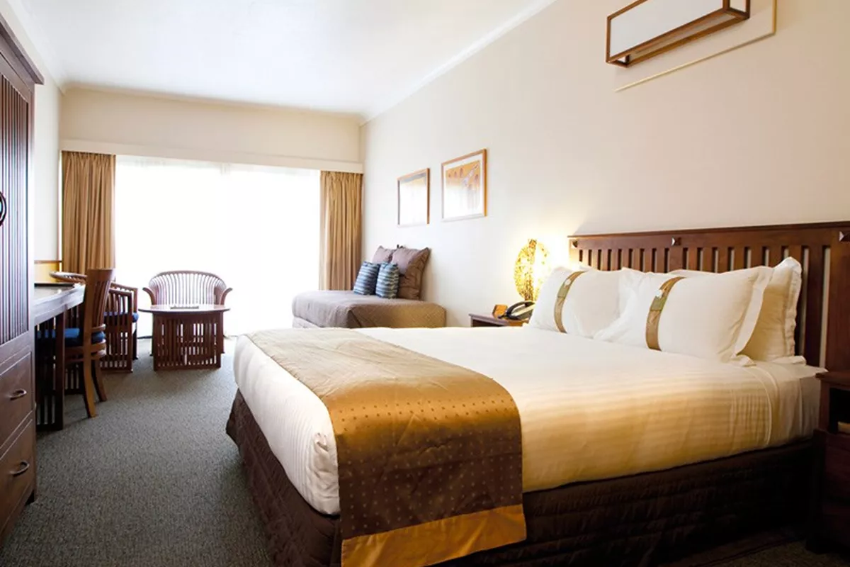 mercure-kakadu-croc-superior.jpg