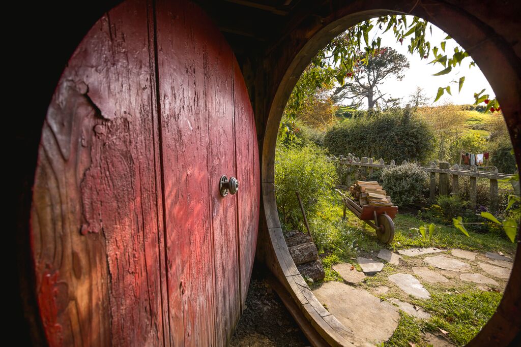 Hobbiton MH (6) Credit Miles Holden