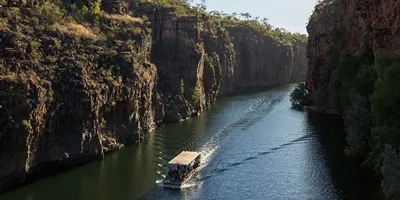 nitmiluk-gorge-cruise-3-credit-tent-james-fisher-and-nitmiluk-tours.jpg